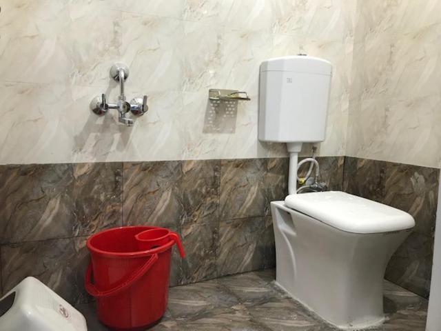 Prestige Guest House & Hostel บิลาสปูร์ ภายนอก รูปภาพ